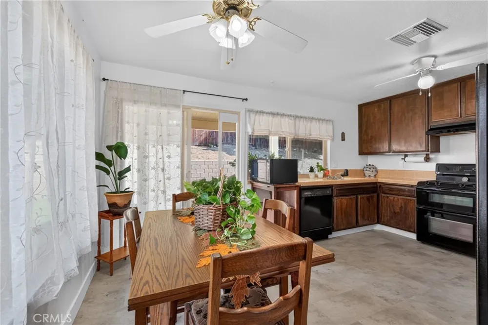 1228 Placer Redlands, CA 92374