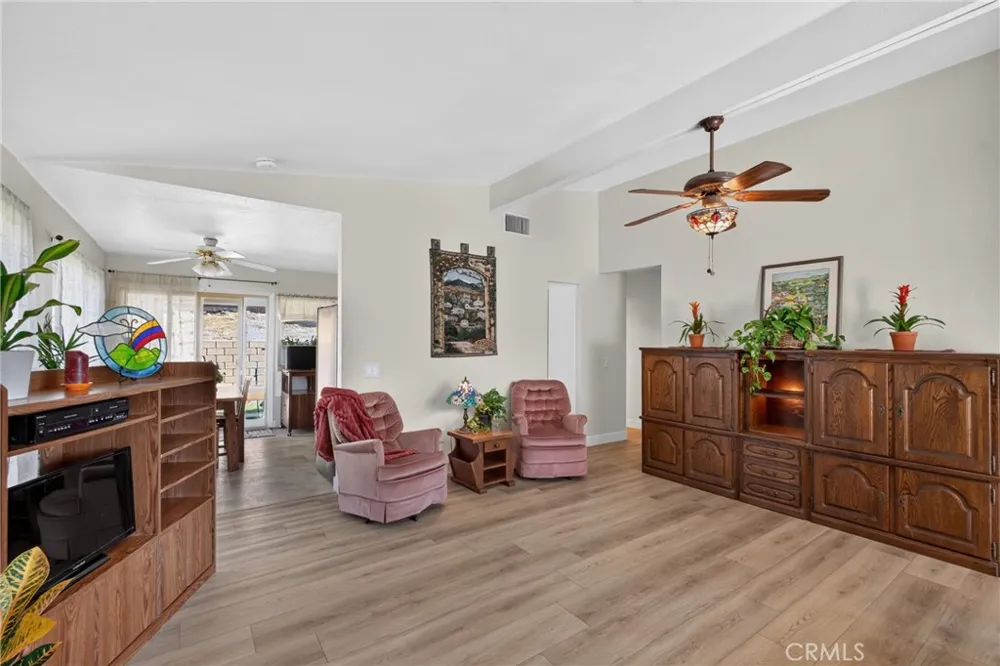 1228 Placer Redlands, CA 92374