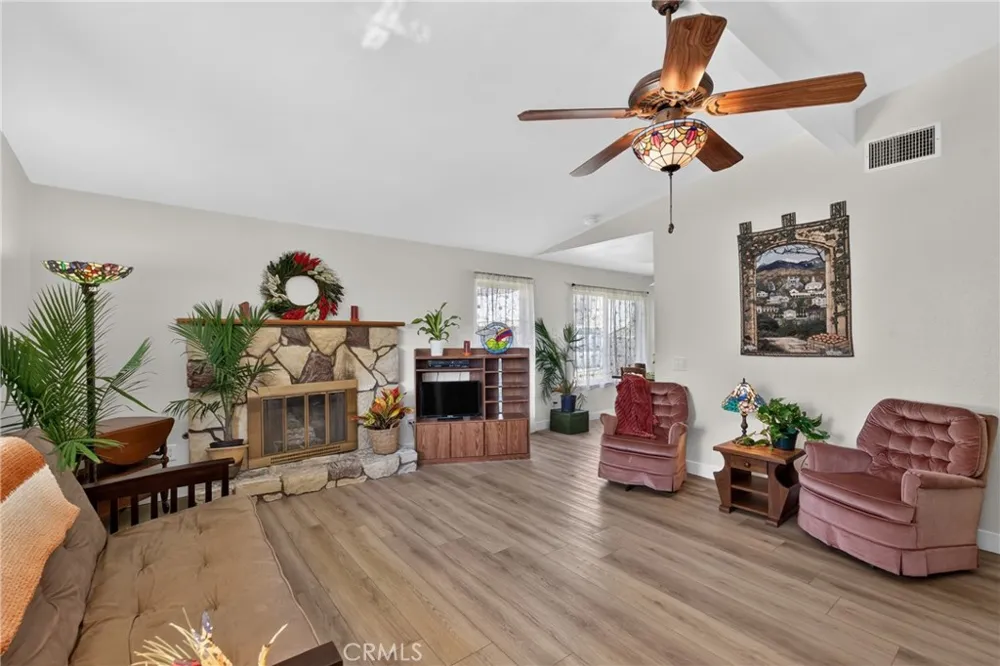 1228 Placer Redlands, CA 92374