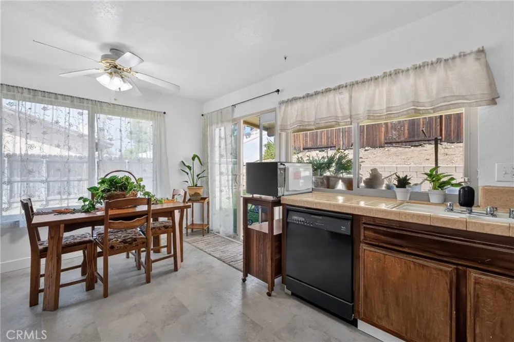 1228 Placer Redlands, CA 92374