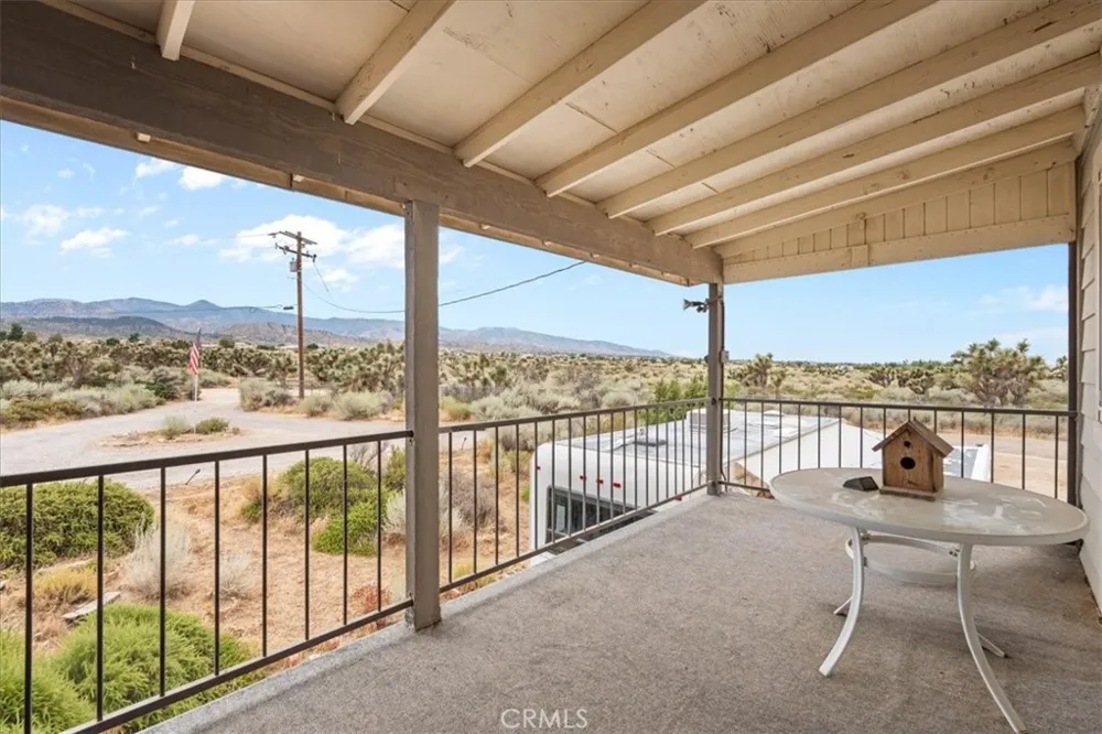 8757 Pacific Phelan, CA 92371