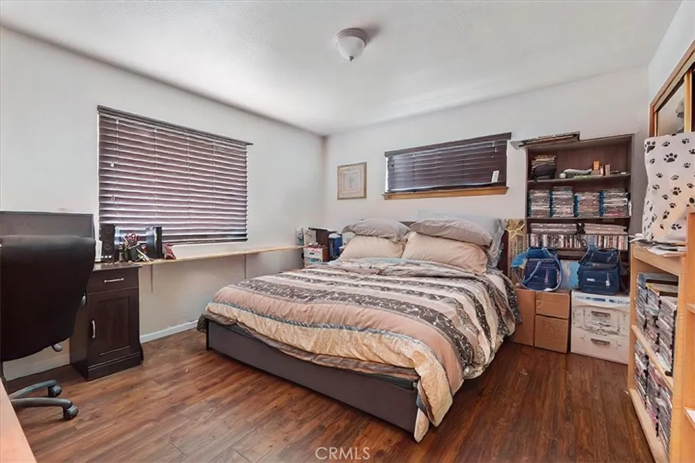 8757 Pacific Phelan, CA 92371