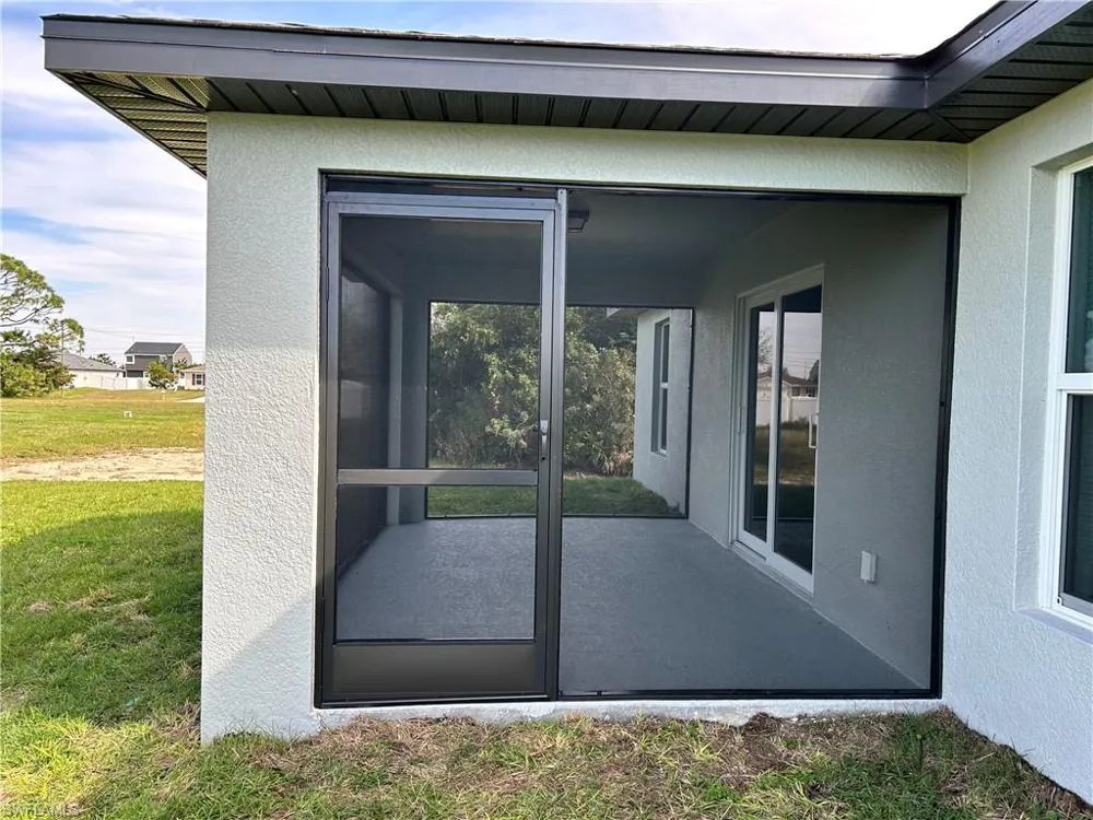 1011 NW 22nd Terrace Cape Coral, FL 33993
