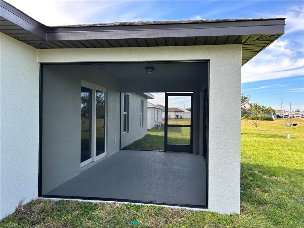 1011 NW 22nd Terrace Cape Coral, FL 33993