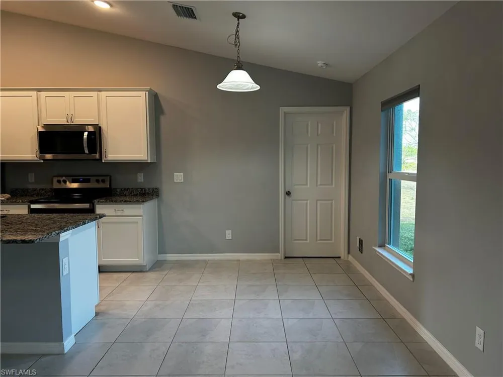 1011 NW 22nd Terrace Cape Coral, FL 33993