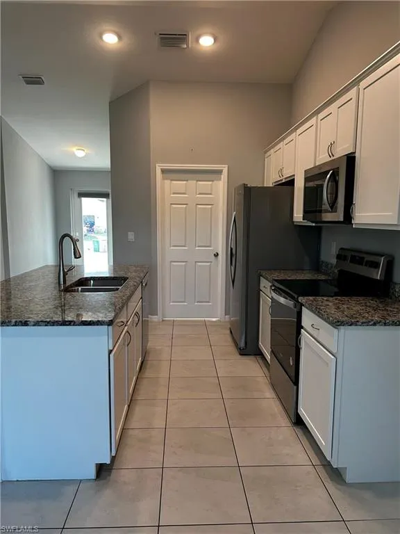 1011 NW 22nd Terrace Cape Coral, FL 33993