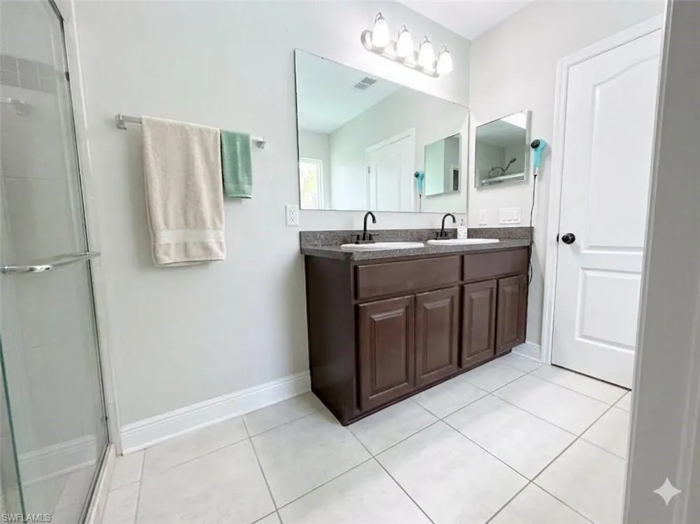 237 SW 31st Terrace Cape Coral, FL 33914
