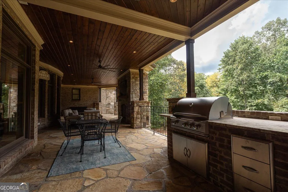 1011 Highgrove DR Monroe, GA 30655