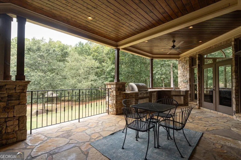 1011 Highgrove DR Monroe, GA 30655