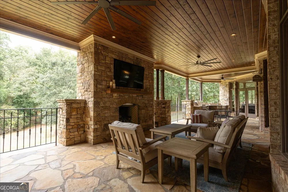 1011 Highgrove DR Monroe, GA 30655