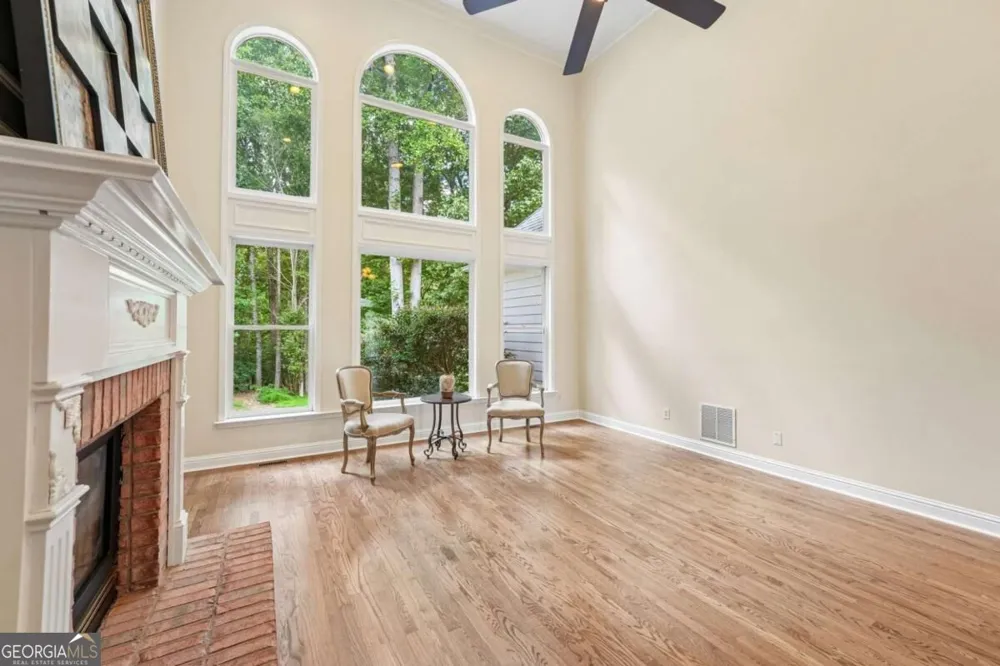 134 Riverview DR Suwanee, GA 30024