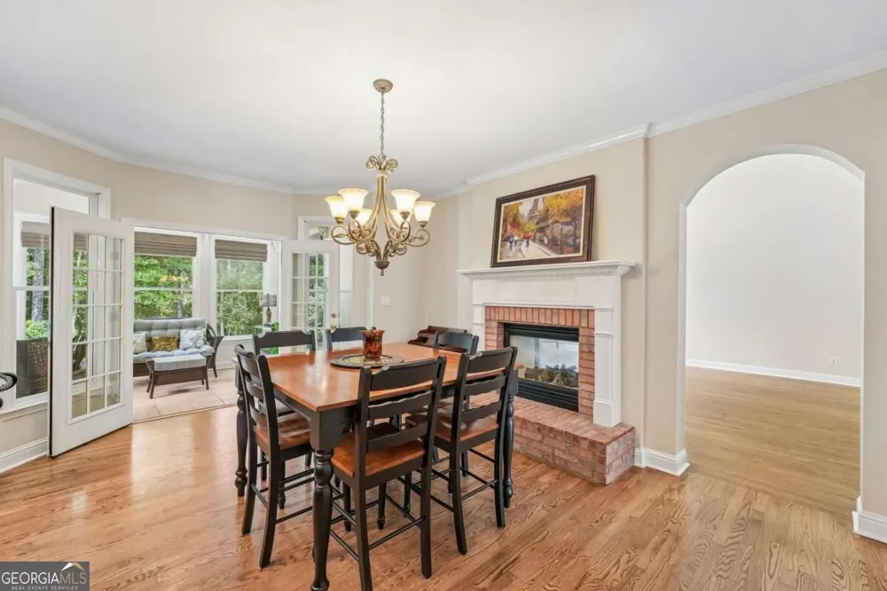 134 Riverview DR Suwanee, GA 30024