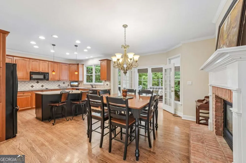 134 Riverview DR Suwanee, GA 30024