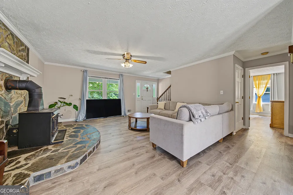 330 Laurelwood DR Tyrone, GA 30290