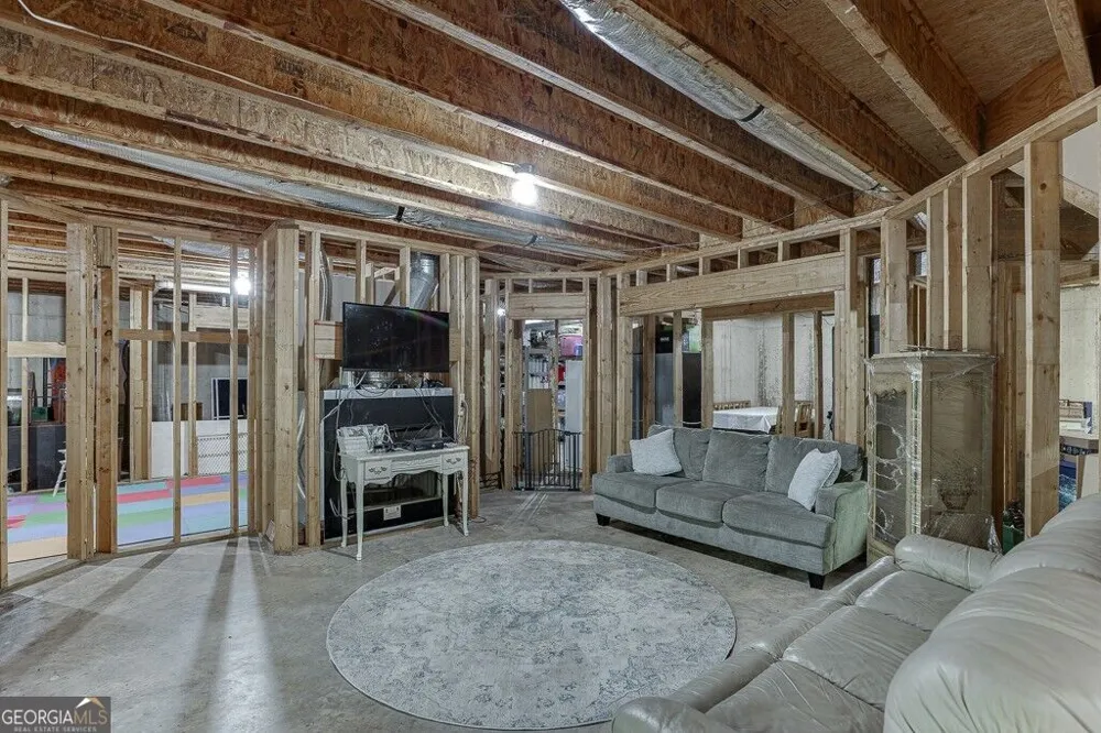 9315 Spinnaker LN Gainesville, GA 30506
