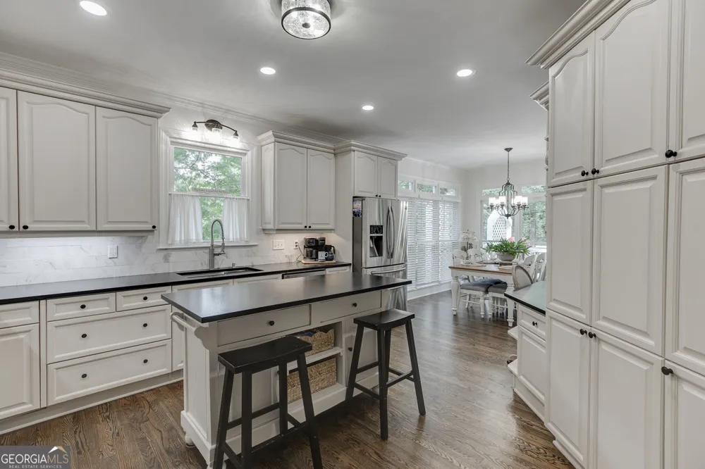 9315 Spinnaker LN Gainesville, GA 30506