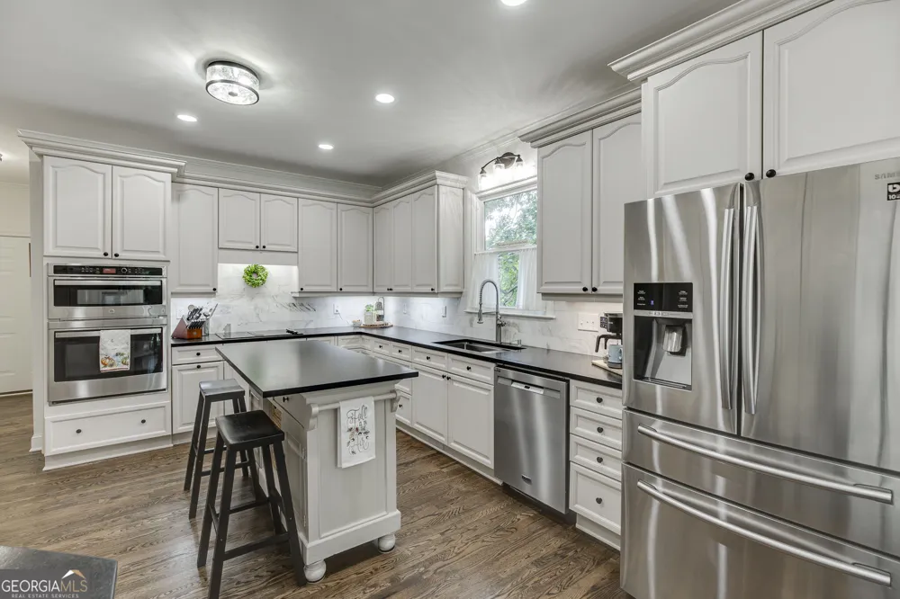 9315 Spinnaker LN Gainesville, GA 30506