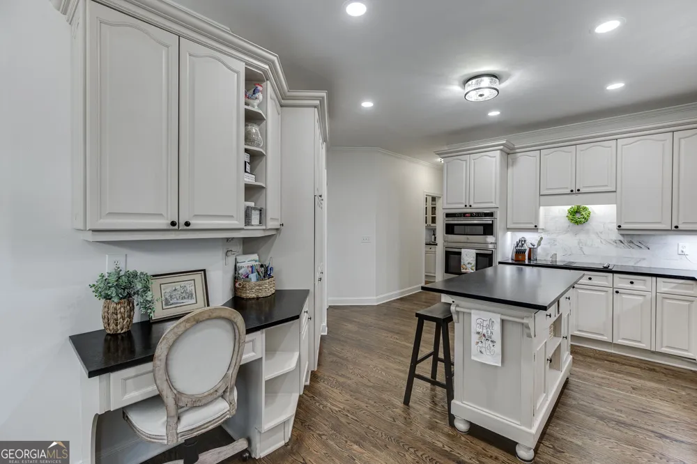 9315 Spinnaker LN Gainesville, GA 30506