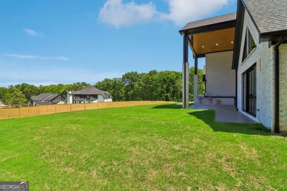 3207 Thompson Mill Rd Buford, GA 30519