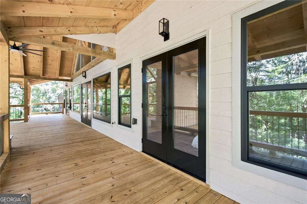 970 Mountain Oak RD Ellijay, GA 30536
