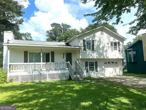 3177 Pinto DR
