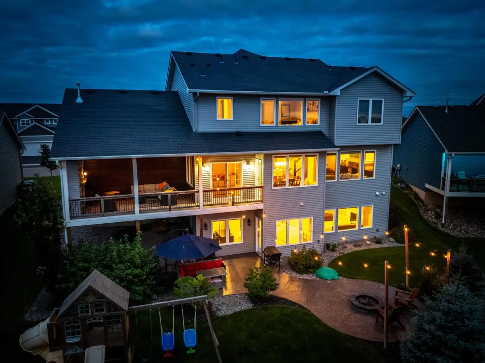 20083 Harness Avenue Lakeville, MN 55044