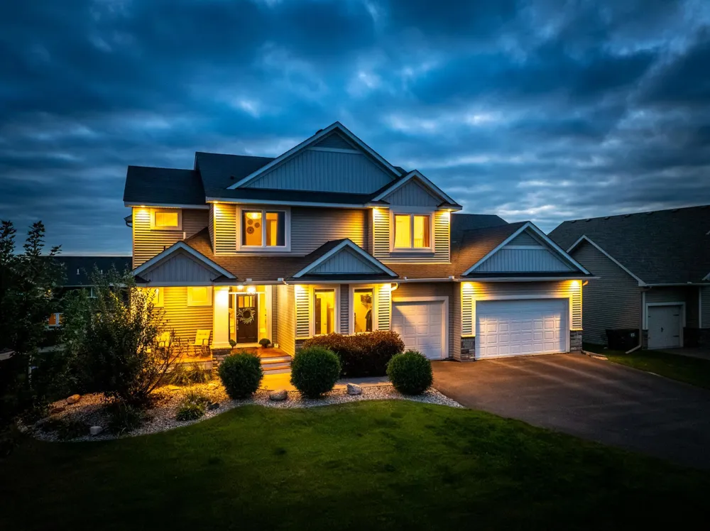 20083 Harness Avenue Lakeville, MN 55044