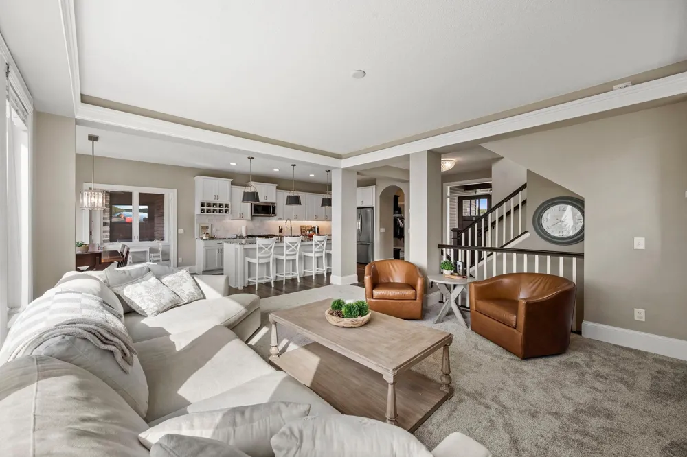 20083 Harness Avenue Lakeville, MN 55044