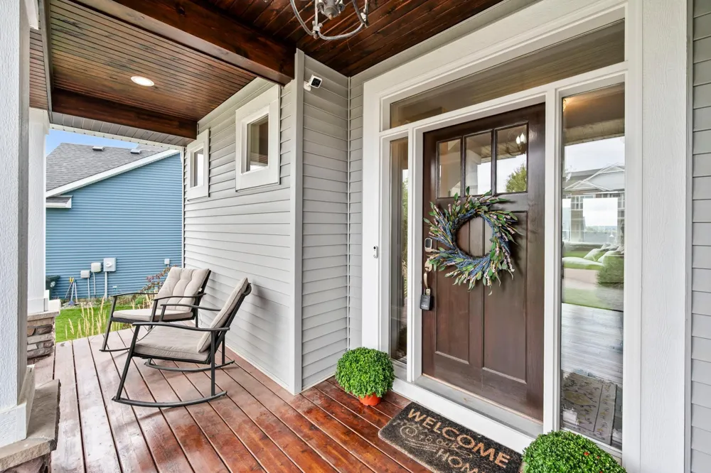 20083 Harness Avenue Lakeville, MN 55044