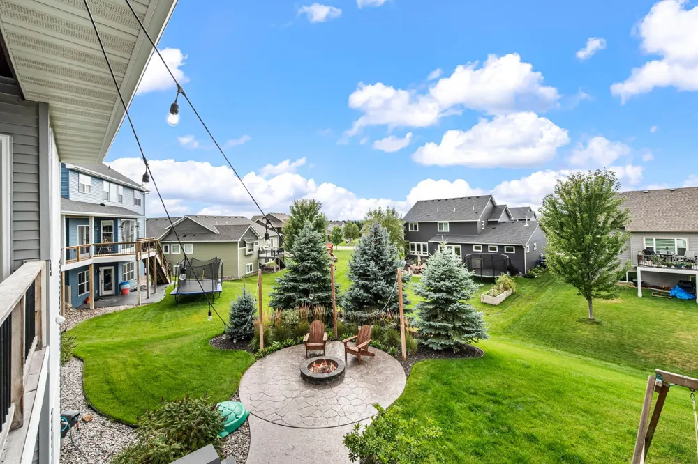 20083 Harness Avenue Lakeville, MN 55044
