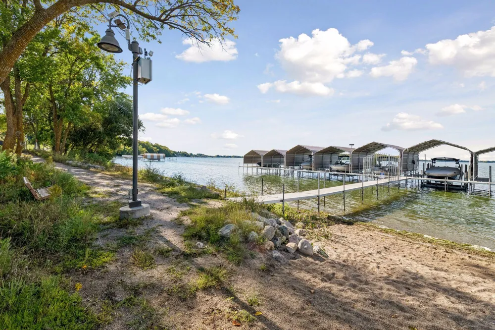 816 Beach Road Waconia, MN 55387