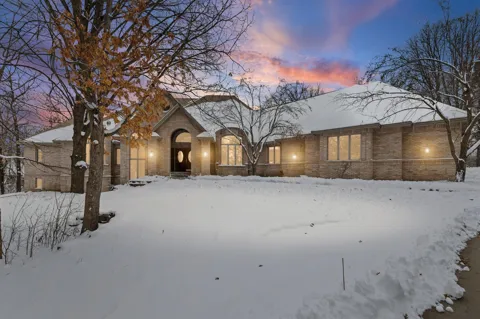 12137 Grandview Terrace