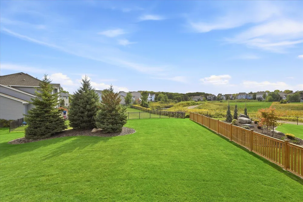 3204 Landon Court Chaska, MN 55318
