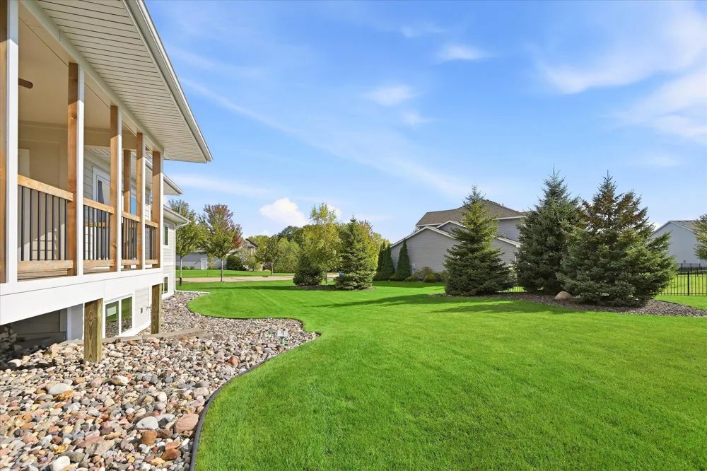 3204 Landon Court Chaska, MN 55318