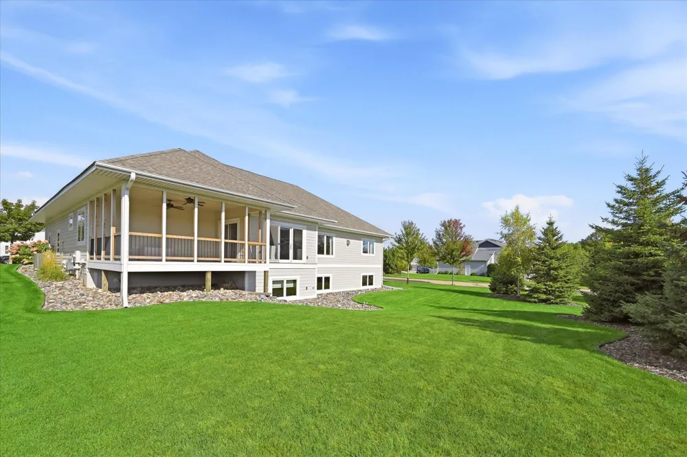 3204 Landon Court Chaska, MN 55318