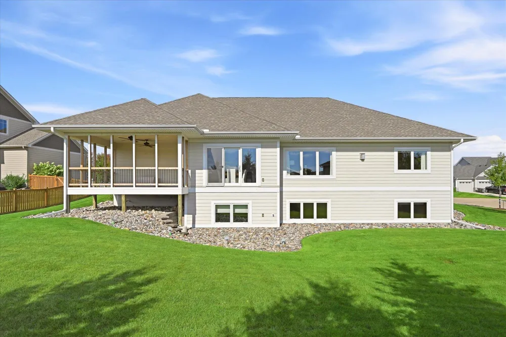 3204 Landon Court Chaska, MN 55318