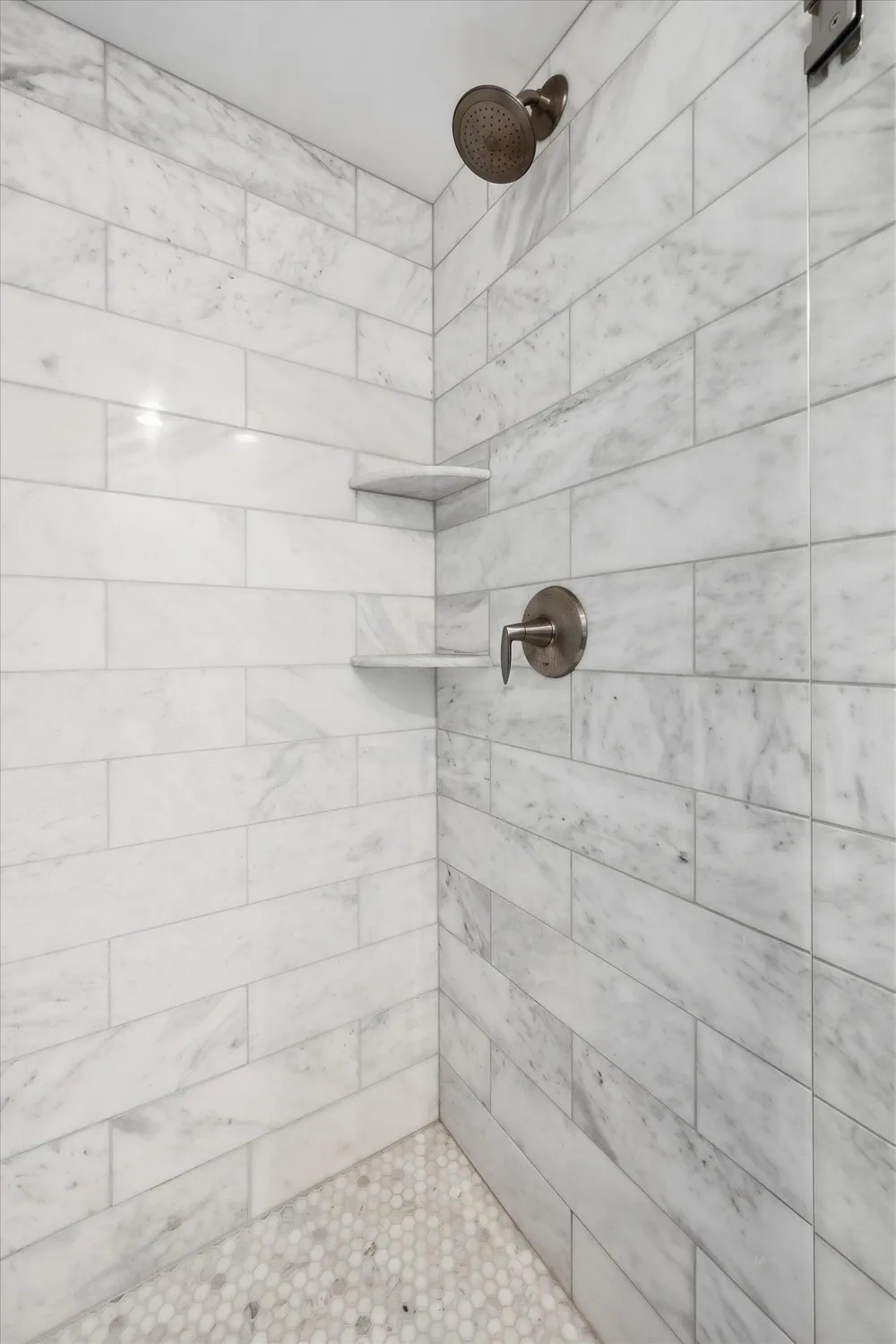 3204 Landon Court Chaska, MN 55318