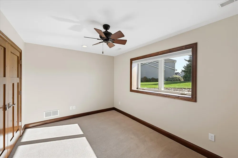 3204 Landon Court Chaska, MN 55318