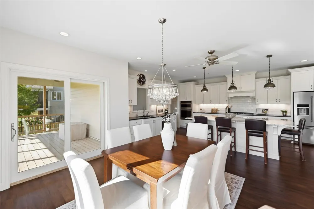 3204 Landon Court Chaska, MN 55318