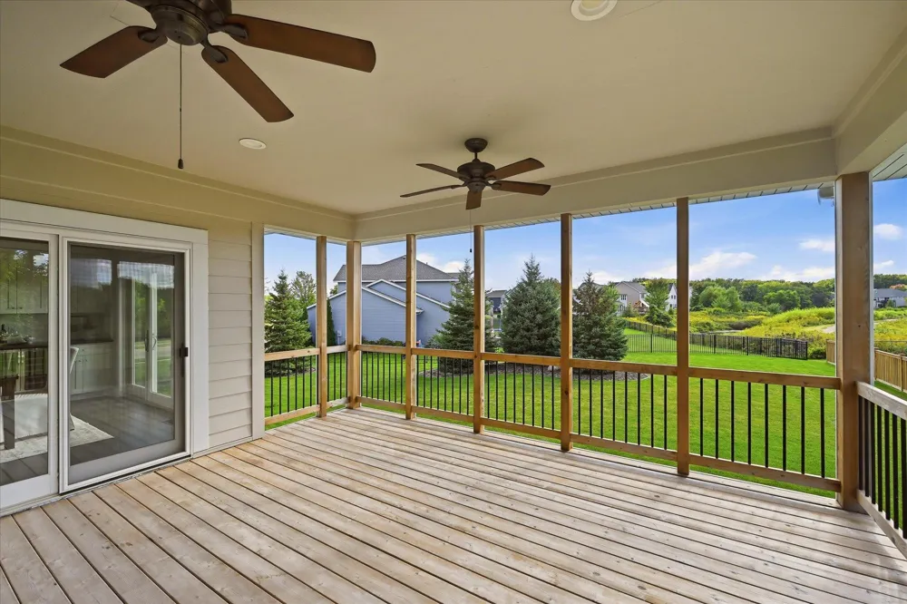 3204 Landon Court Chaska, MN 55318