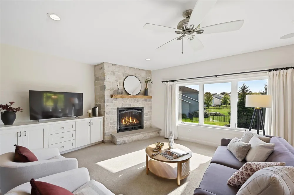 3204 Landon Court Chaska, MN 55318