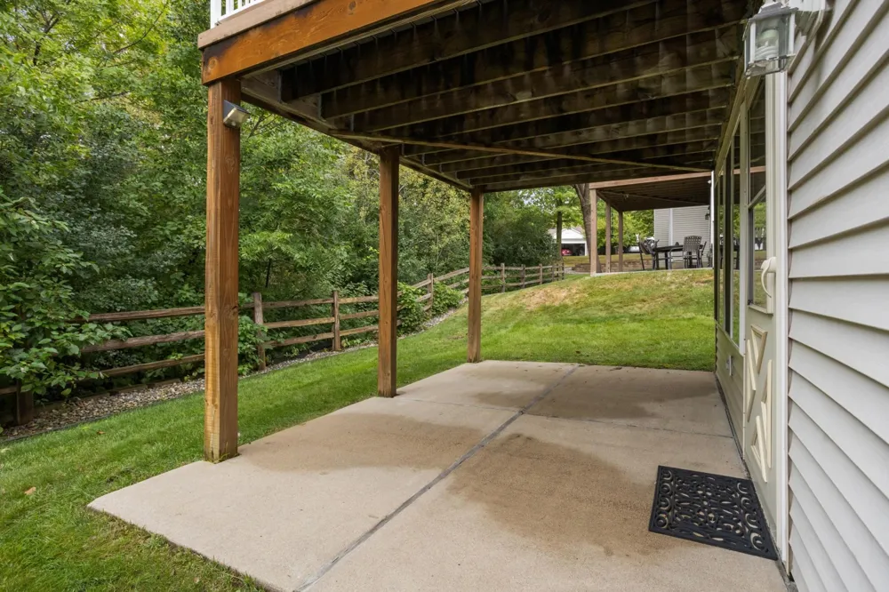 18677 Kalmar Trail Lakeville, MN 55044