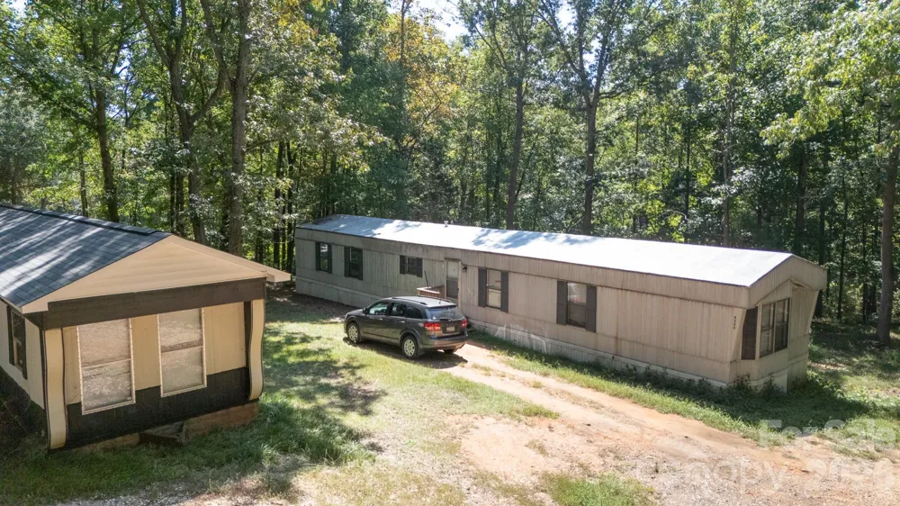 4350 Cureton Ferry Road Catawba, SC 29704