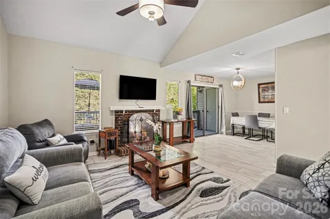 6612 Point Comfort Lane