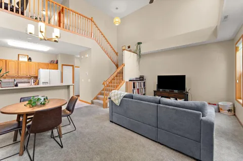 1610 Woodlynn Avenue #3