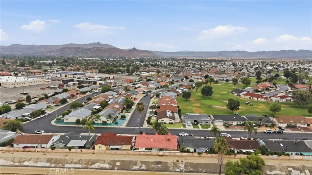 1180 Amberwood Drive Hemet, CA 92543