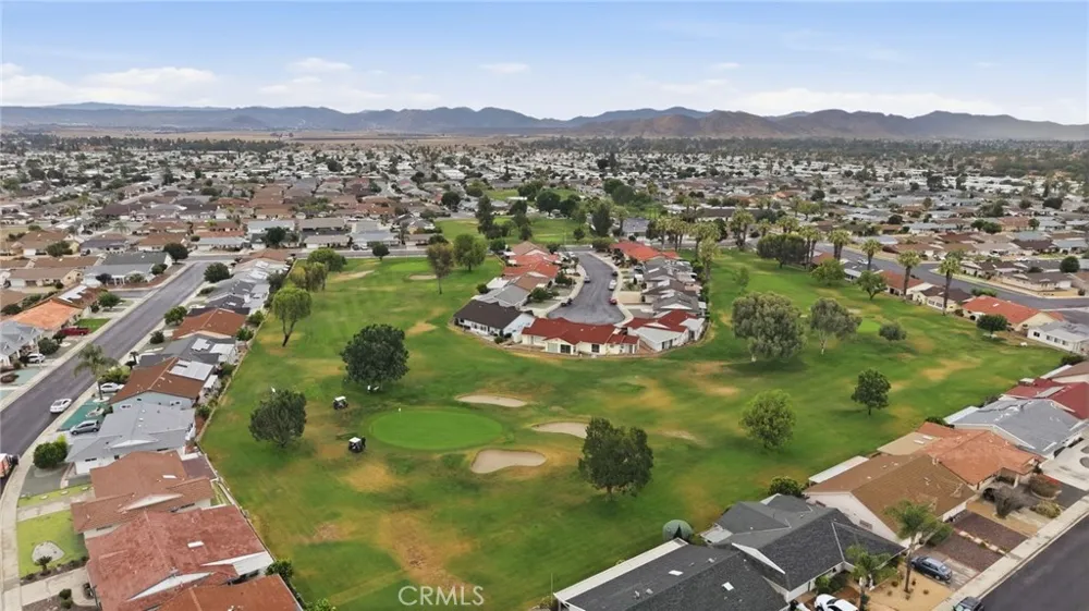 1180 Amberwood Drive Hemet, CA 92543