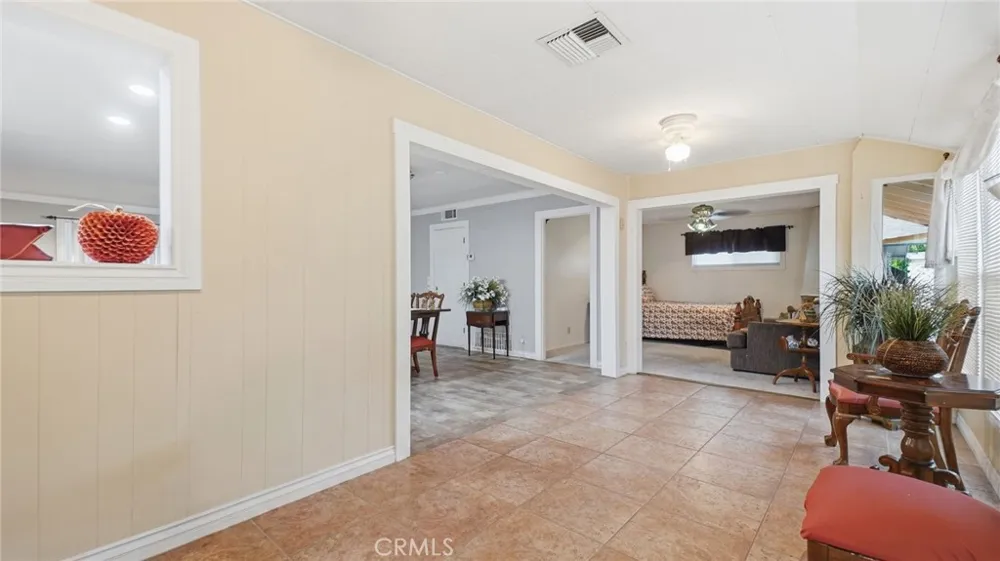 1180 Amberwood Drive Hemet, CA 92543