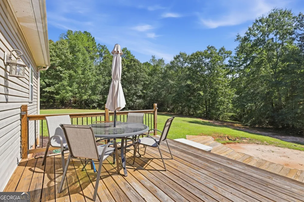 2952 Rock Creek RD Toccoa, GA 30577