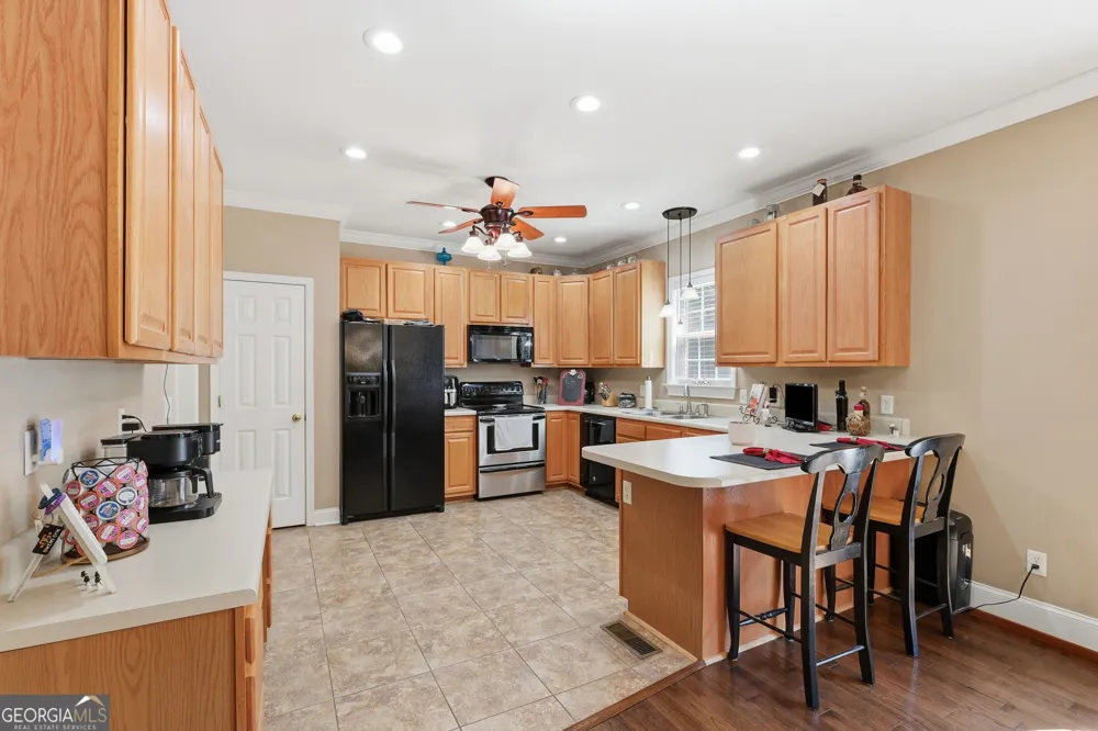 2952 Rock Creek RD Toccoa, GA 30577